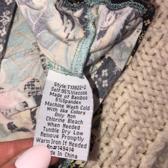 Johnny Was turquoise green Millay floral print top size large - Picture 6 of 7